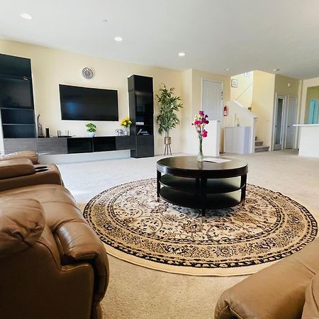 Spacious And Modern Home Near Temecula Wineries Murrieta Kültér fotó