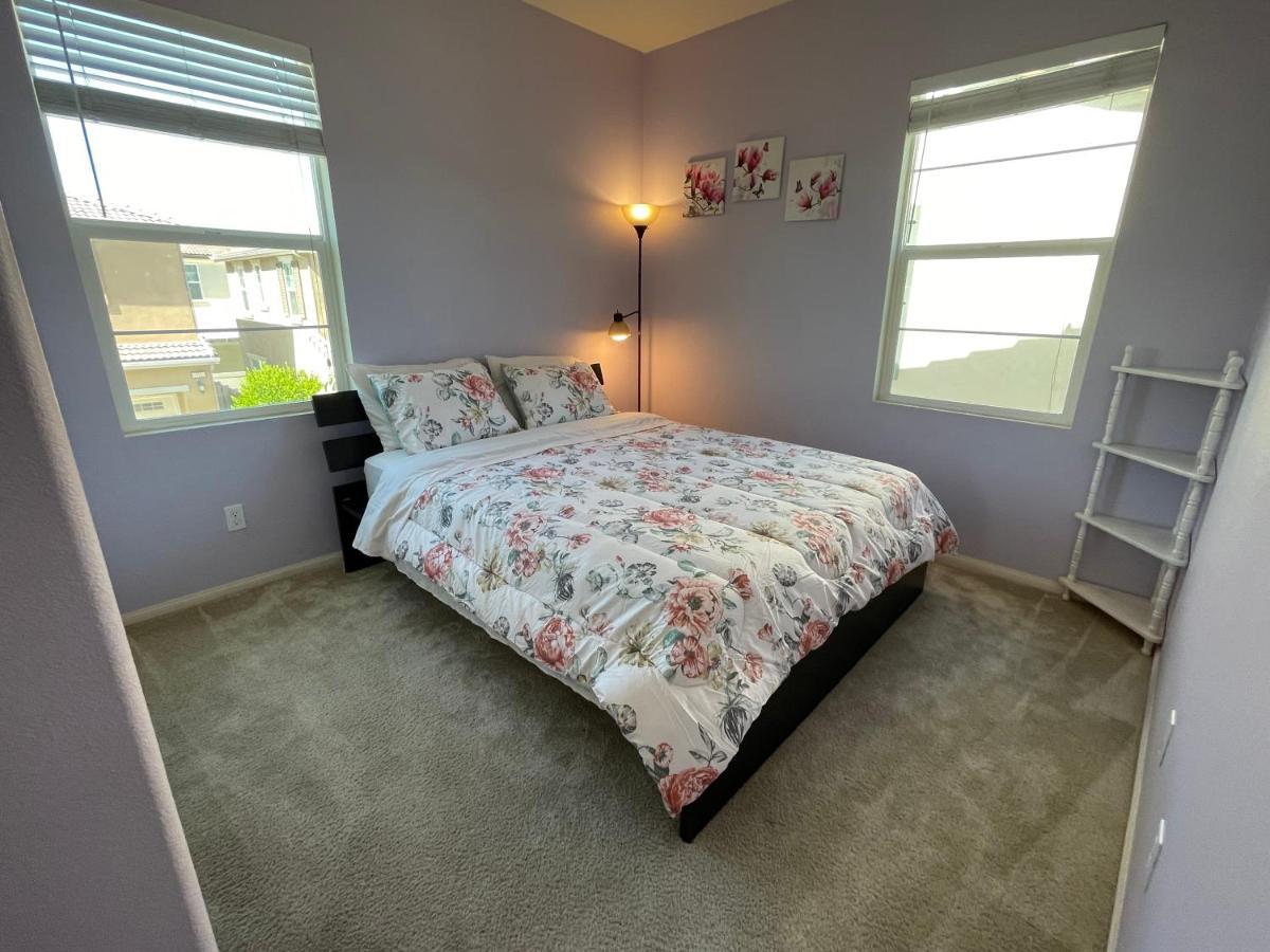 Spacious And Modern Home Near Temecula Wineries Murrieta Kültér fotó